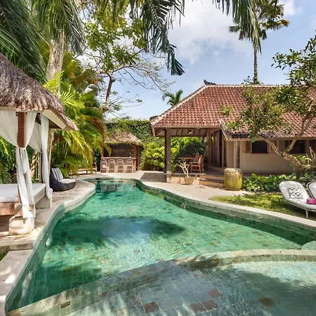 Villa Koyama By Villa Finder